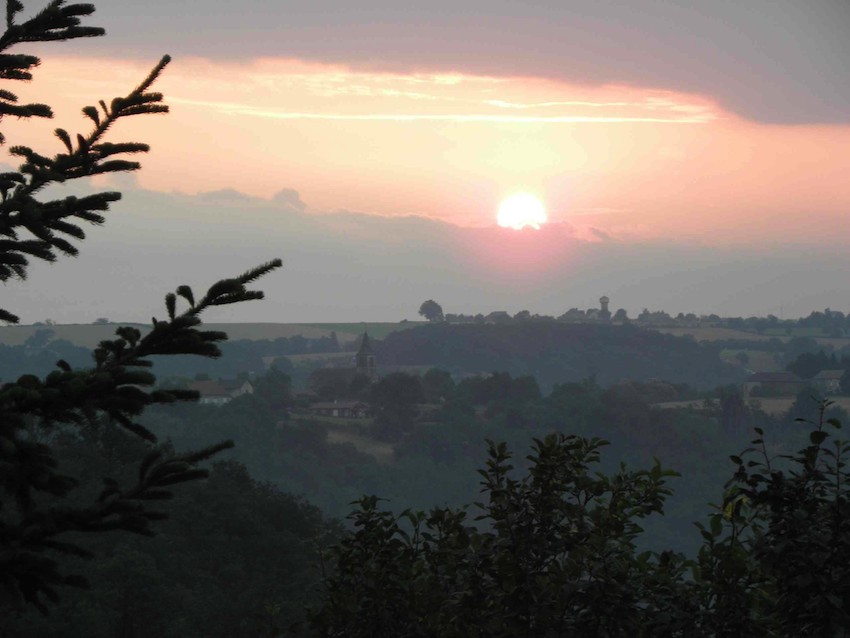 Lever de soleil sur le Carrelié