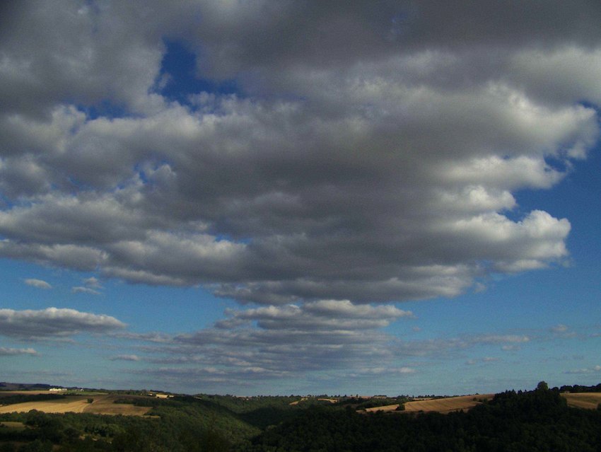 Nuages avant l'orage